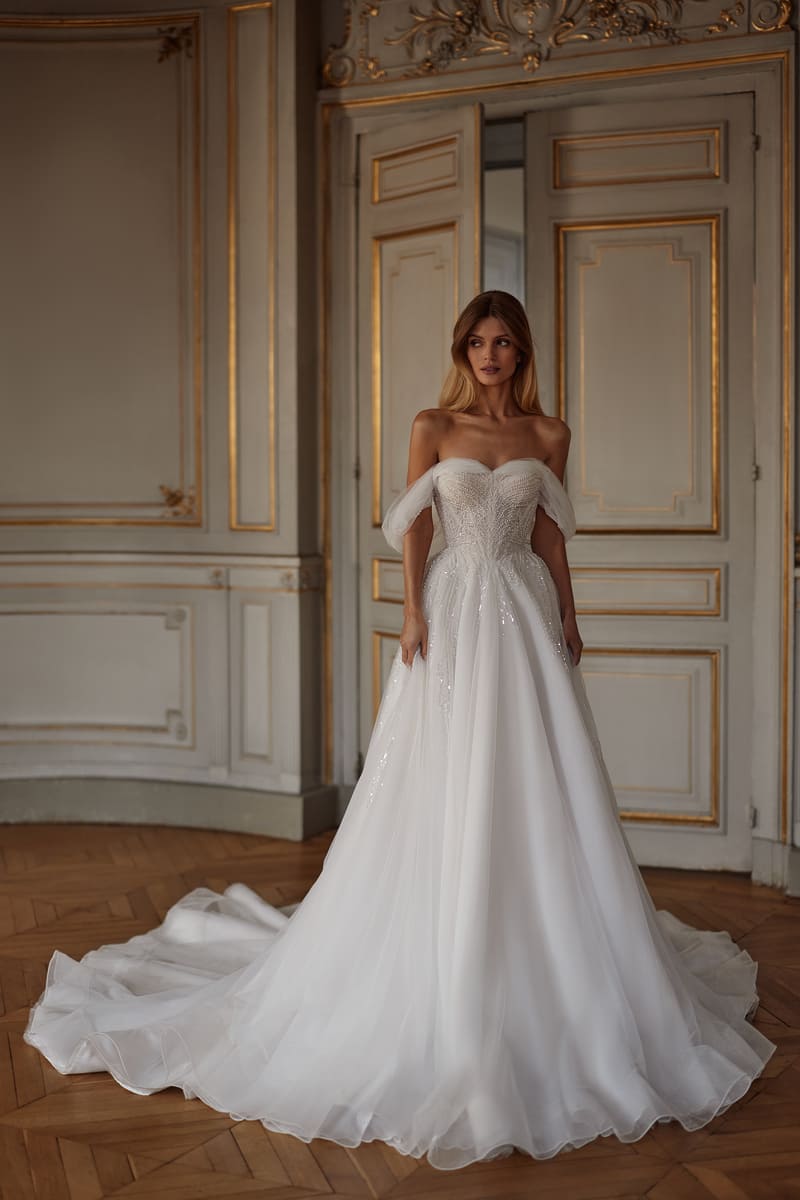 Νυφικό του οίκου Cassandra Wedding στην περιοχή Αττική